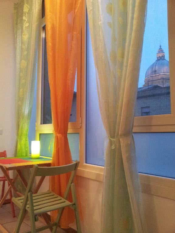 La Corte Degli Angeli Locazioni Turistiche Асизи Стая снимка