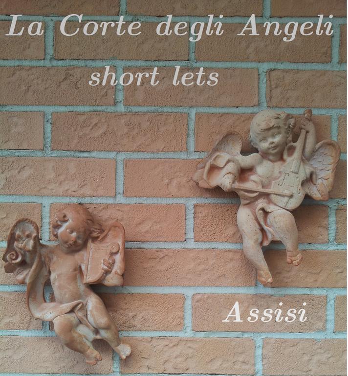 La Corte Degli Angeli Locazioni Turistiche Асизи Стая снимка
