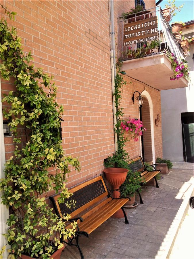 La Corte Degli Angeli Locazioni Turistiche Асизи Екстериор снимка